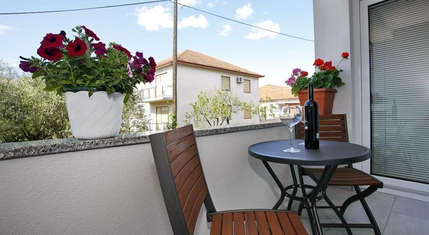 Apartment Inka Nice And Comfy ザダル 部屋 写真